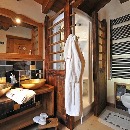 Petit Coeur Guest house Champoluc